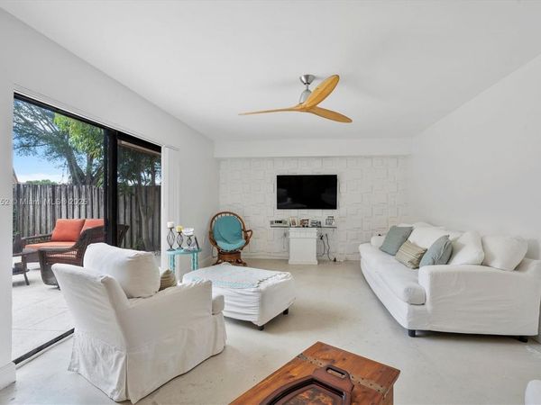 839 Blue Ridge Cir, Unit 839, West Palm Beach, FL 33409