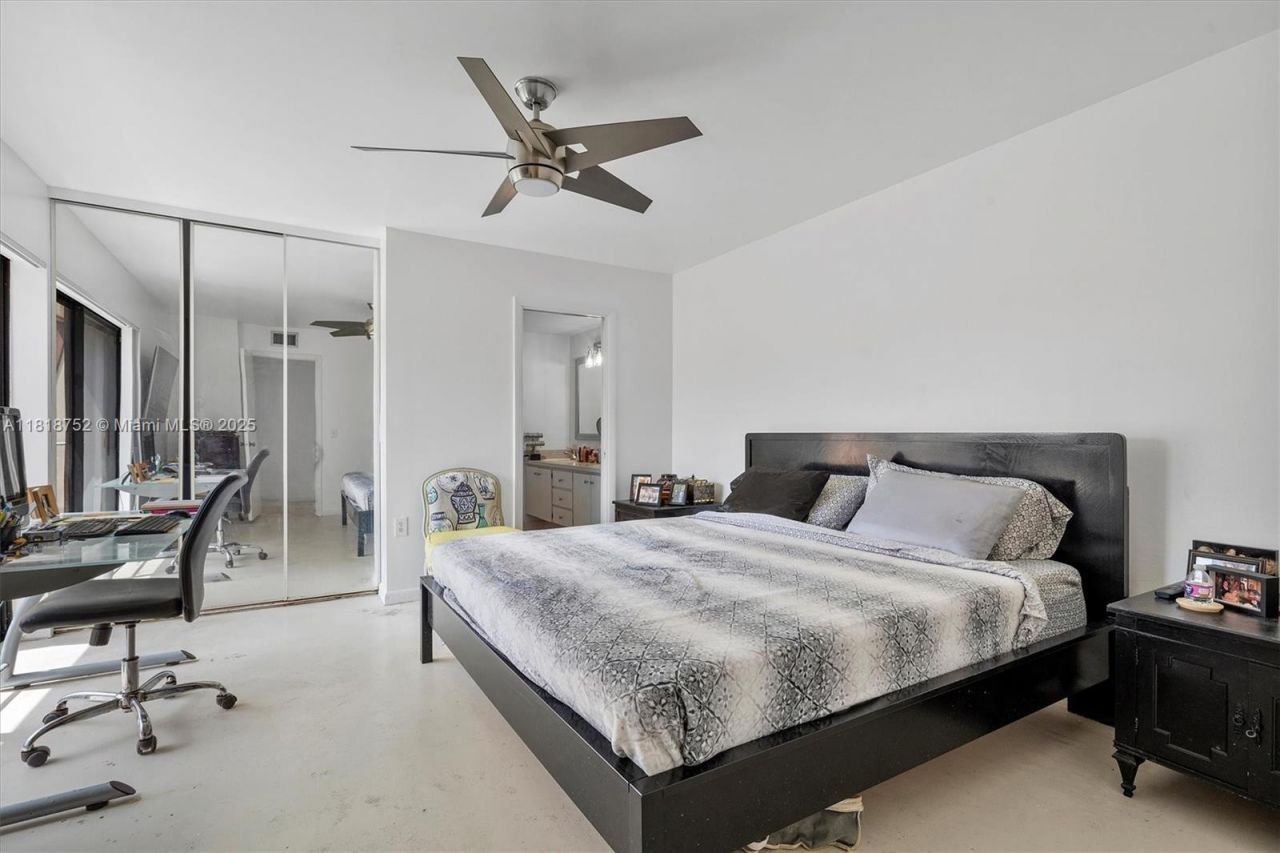 839 Blue Ridge Cir, Unit 839, West Palm Beach, FL 33409 Photo