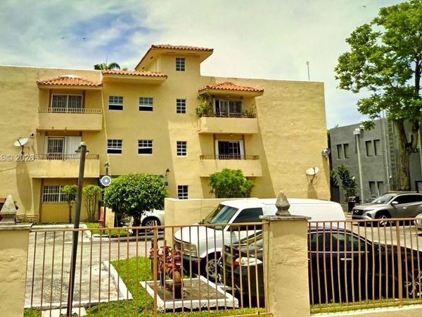 1351 SW 4th St, Unit 11, Miami, FL 33135