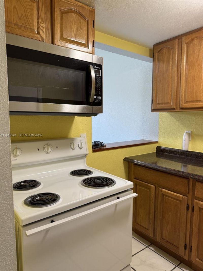 1351 SW 4th St, Unit 11, Miami, FL 33135 Photo