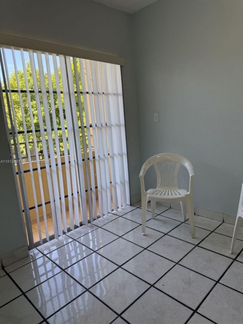 1351 SW 4th St, Unit 11, Miami, FL 33135 Photo