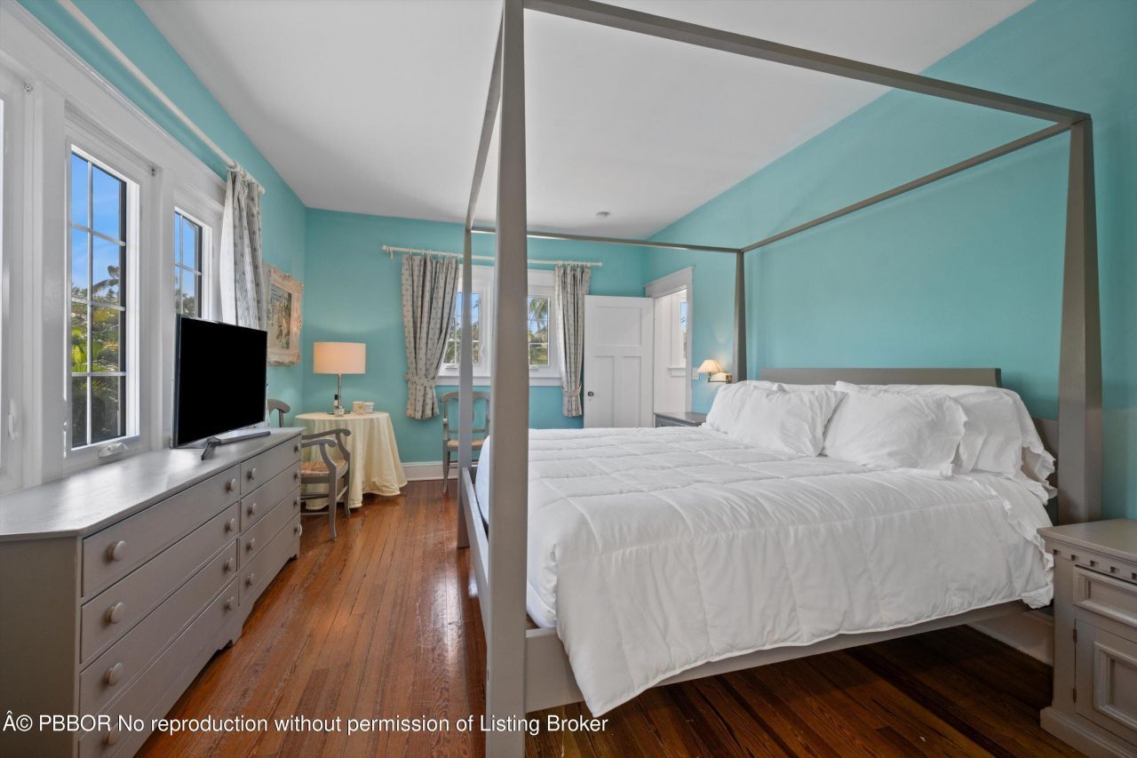 141 Chilean Avenue, Palm Beach, FL 33480 Photo