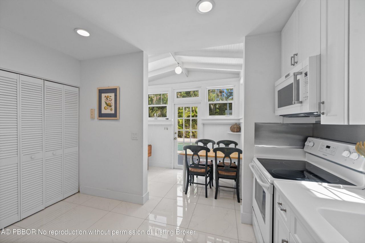 141 Chilean Avenue, Palm Beach, FL 33480 Photo