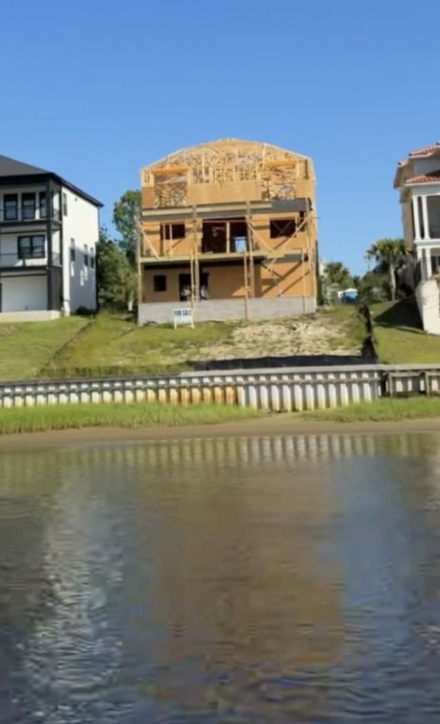113 Palmetto Harbour Dr. Photo 2