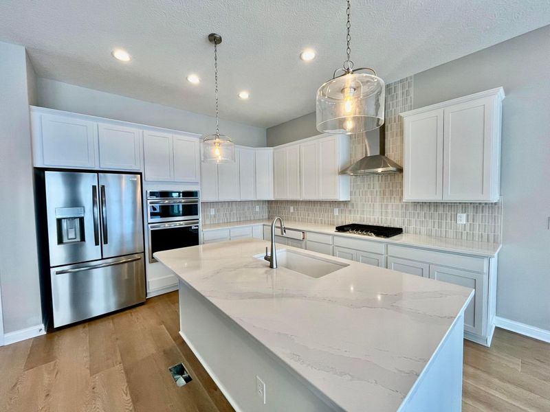 9000 Coe Drive, Plain City, OH 43064 Photo 3