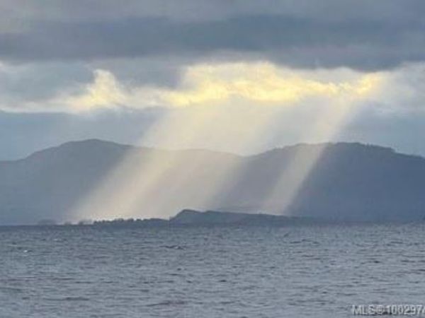 Kwaikans Island, See Remarks, BC V0T 1R0