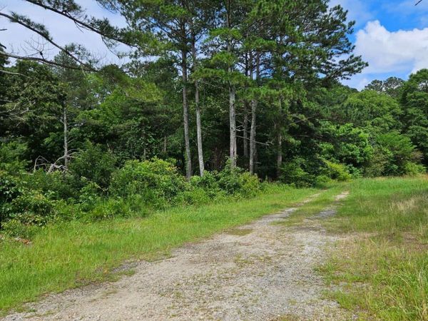2539 Locust Grove Road, Griffin, GA 30223