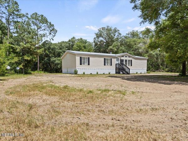 124 KNIGHT Drive, Florahome, FL 32140