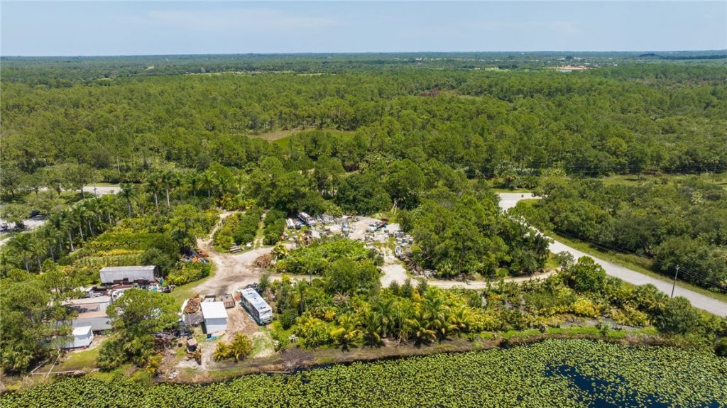 10255 99th Way, Sebastian, FL 32958 Photo