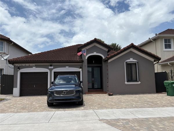 16419 SW 84th St, Miami, FL 33193