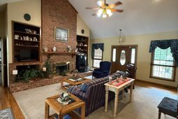 3270 Winchester Lane photo 4