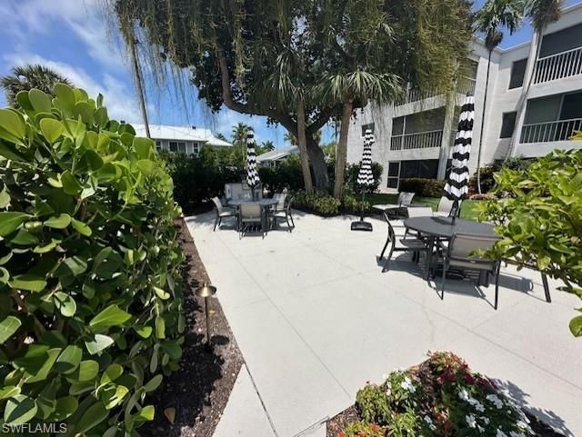 250 7th Ave S, Unit 207, Naples, FL 34102 Photo