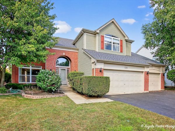 528 Cliffwood Lane, Gurnee, IL 60031