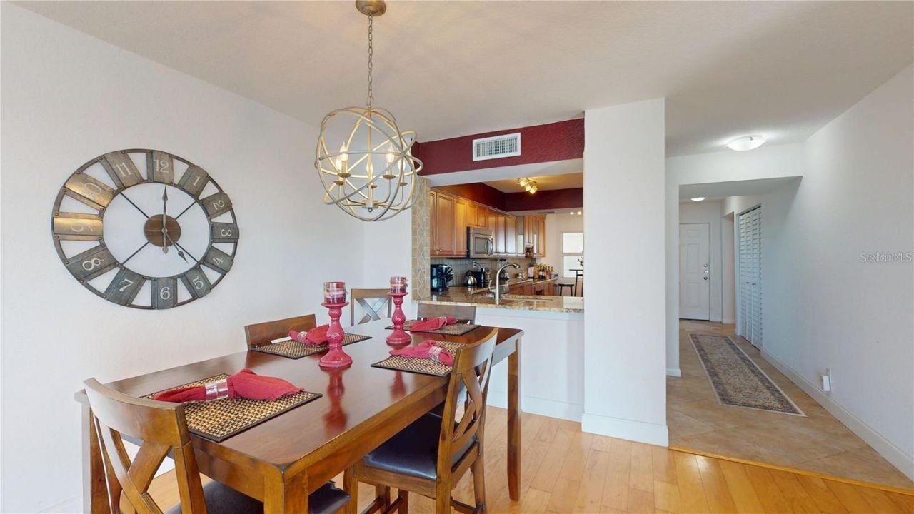 6105 Bahia Del Mar Circle, Unit 682, Saint Petersburg, FL 33715 Photo