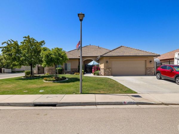 14803 Pams Way, Bakersfield, CA 93314