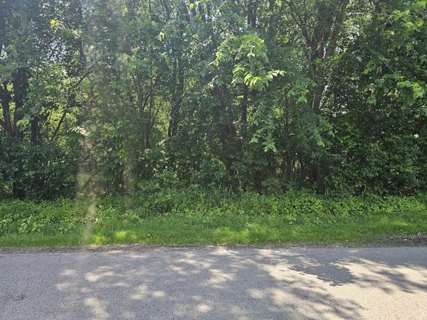 28373 W Main Street, Wauconda, IL 60084