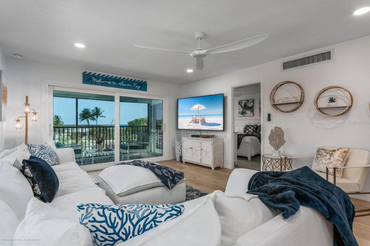 5600 Beach Way Drive, Unit 315, Sarasota, FL 34242 Photo
