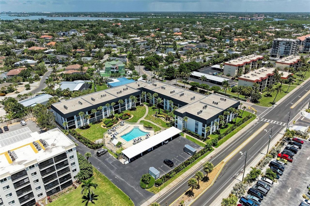 5600 Beach Way Drive, Unit 315, Sarasota, FL 34242 Photo