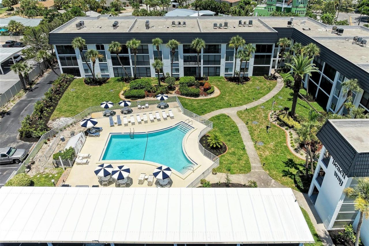 5600 Beach Way Drive, Unit 315, Sarasota, FL 34242 Photo