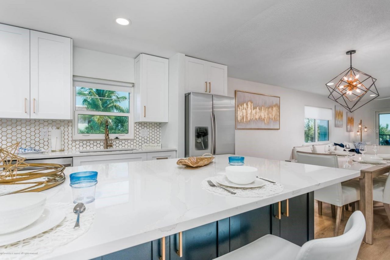 5600 Beach Way Drive, Unit 315, Sarasota, FL 34242 Photo