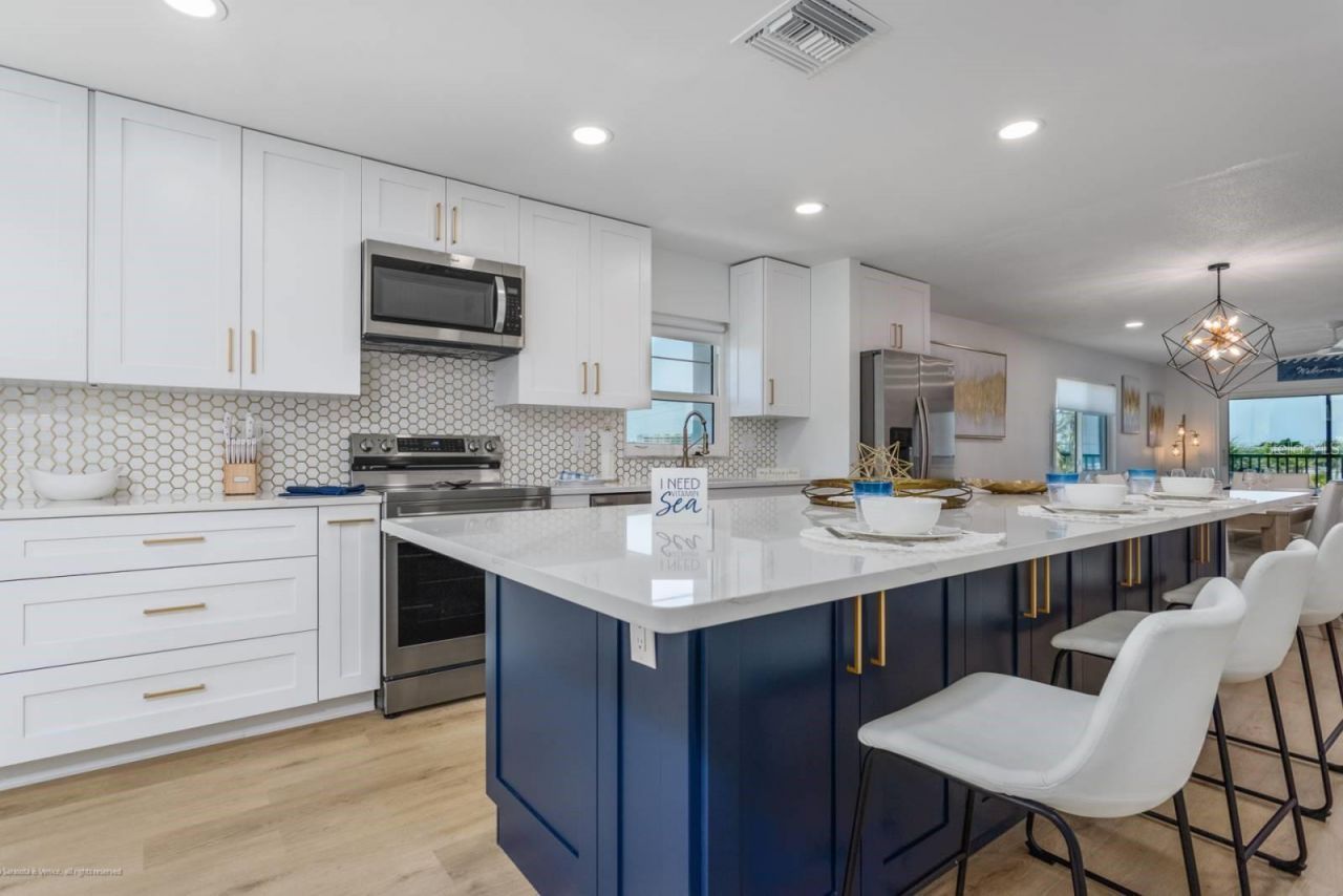 5600 Beach Way Drive, Unit 315, Sarasota, FL 34242 Photo