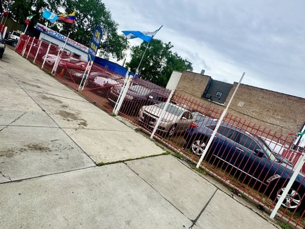 628 S Cicero Avenue, Chicago, IL 60644