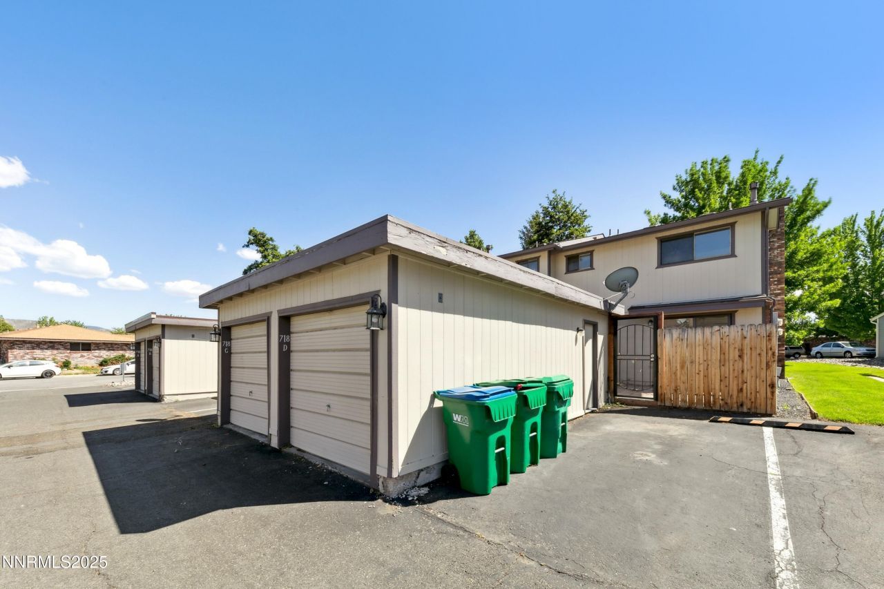 718 Travis Drive, Unit D, Carson City, NV 89701 Photo