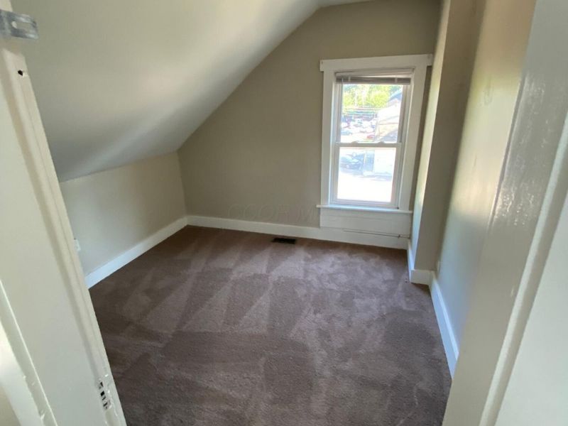 384 E 17th Avenue, Columbus, OH 43201 Photo 7