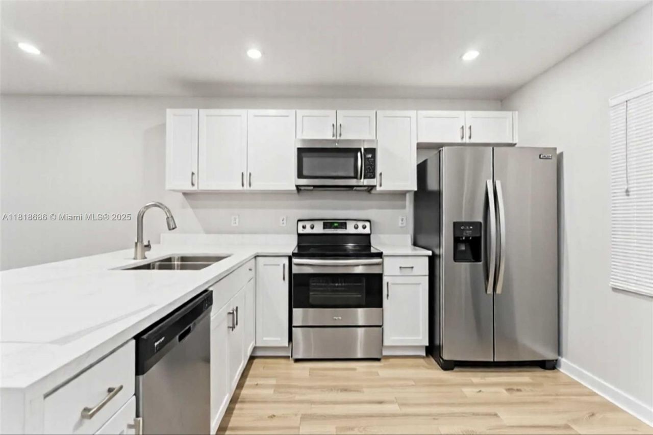 5790 Stirling, Unit 212, Hollywood, FL 33021 Photo