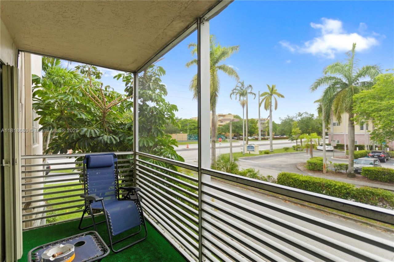 5790 Stirling, Unit 212, Hollywood, FL 33021 Photo