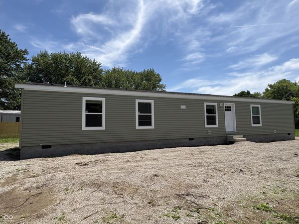 318 Lazy River Road, Cloverdale, IN 46120