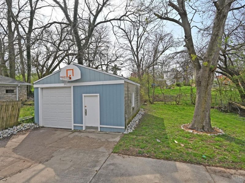 3935 Lovell Avenue, Cheviot, OH 45211 Photo 28