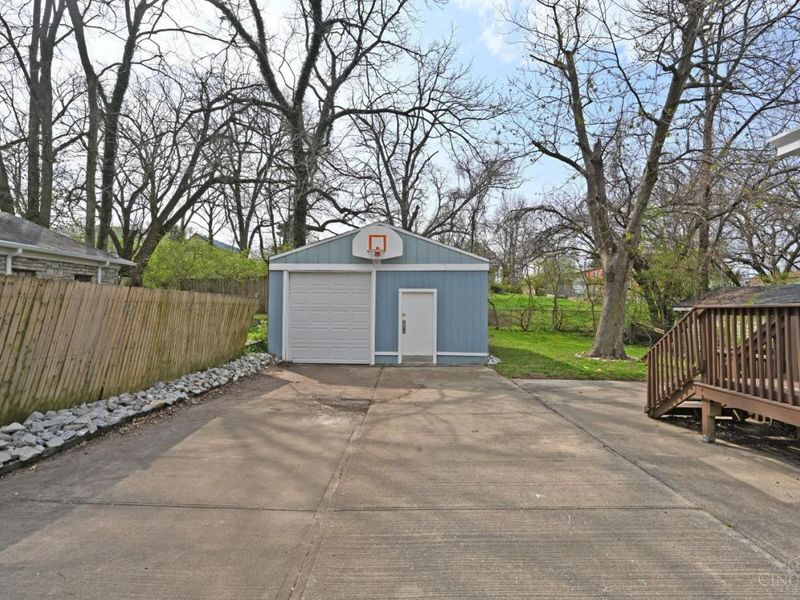 3935 Lovell Avenue, Cheviot, OH 45211 Photo 30