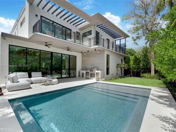 4110 Park Ave, Miami, FL 33133