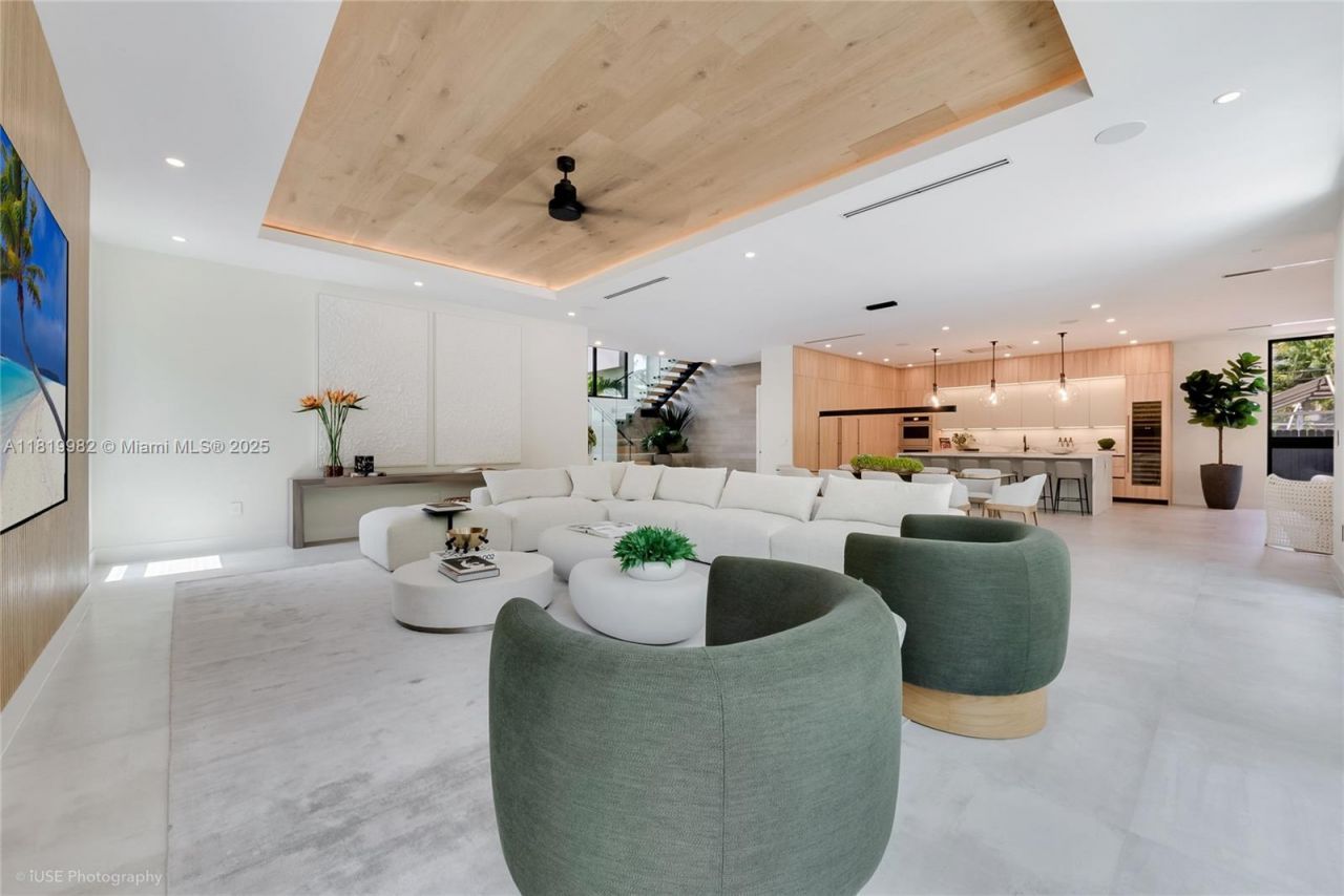 4110 Park Ave, Miami, FL 33133 Photo