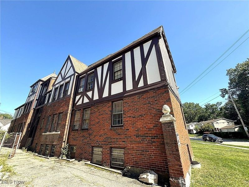 13309 S Woodland Road, Shaker Heights, OH 44120 Photo 9