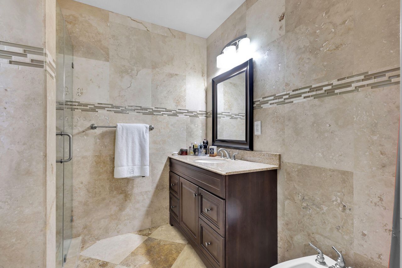 1 Sunset Road, Key Largo, FL 33037 Photo