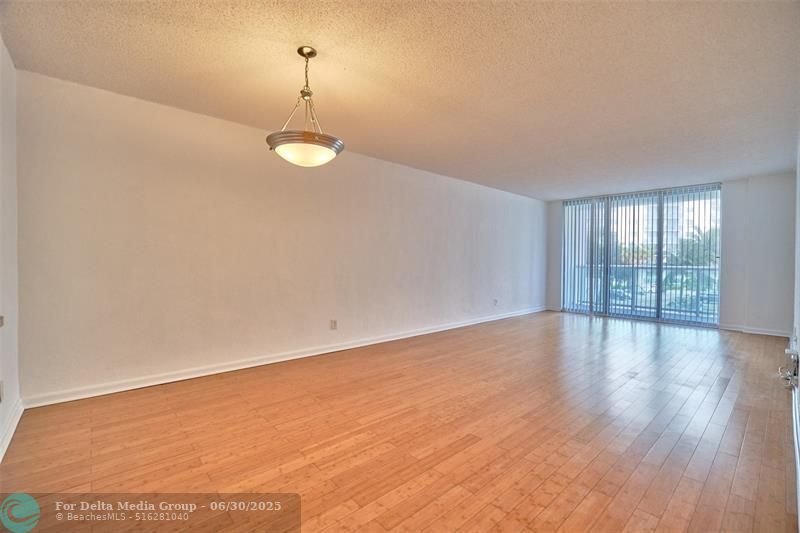 19390 Collins Avenue, Unit 212, Sunny Isles Beach, FL 33160 Photo