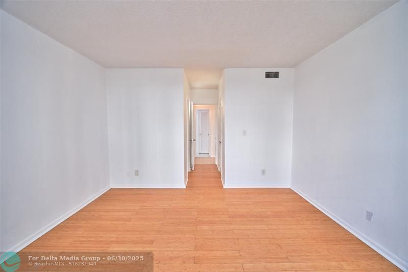 19390 Collins Avenue, Unit 212, Sunny Isles Beach, FL 33160 Photo