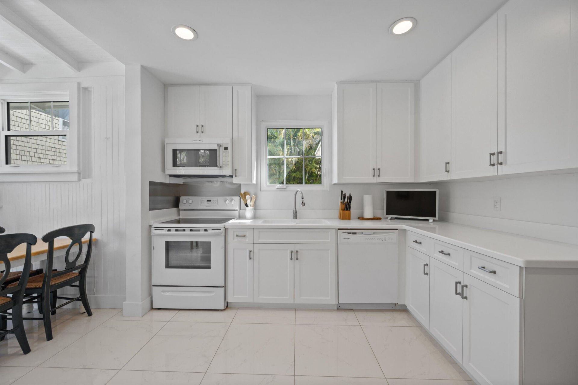 141 Chilean Avenue, Palm Beach, FL 33480 Photo