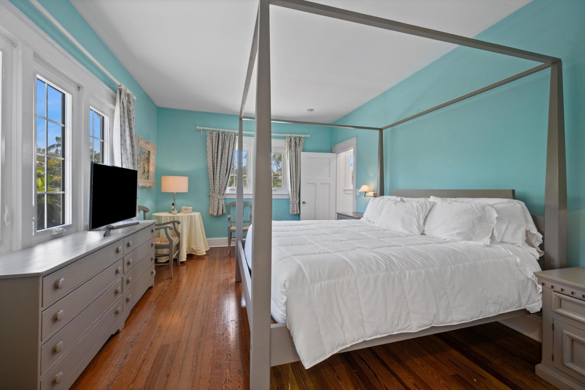 141 Chilean Avenue, Palm Beach, FL 33480 Photo