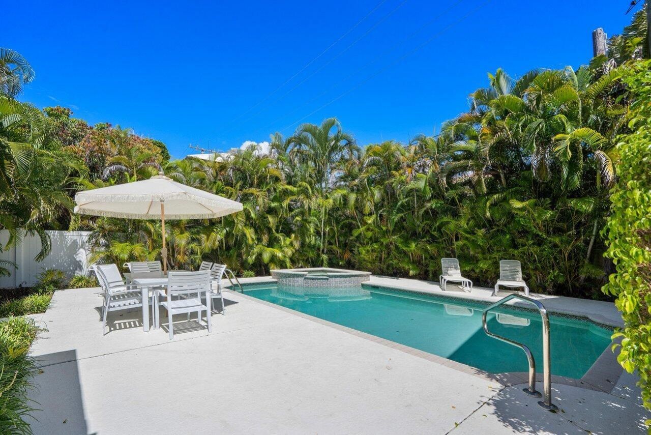 141 Chilean Avenue, Palm Beach, FL 33480 Photo