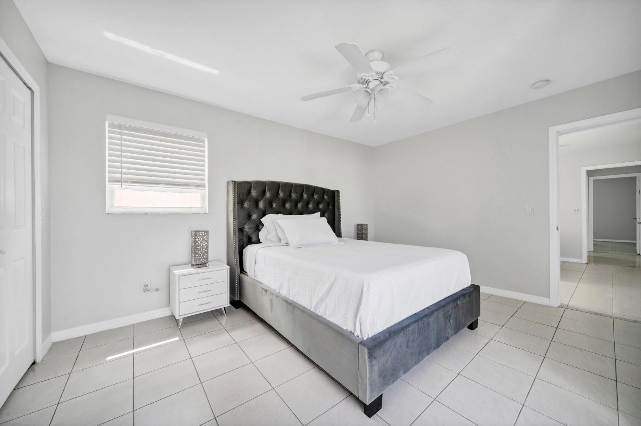 113 Madrid Street, Royal Palm Beach, FL 33411 Photo