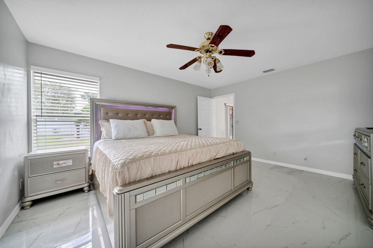 113 Madrid Street, Royal Palm Beach, FL 33411 Photo