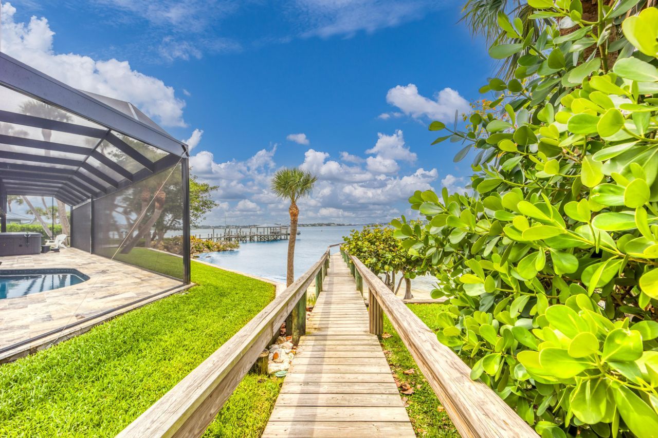 3501 SE Kubin Avenue, Stuart, FL 34997 Photo