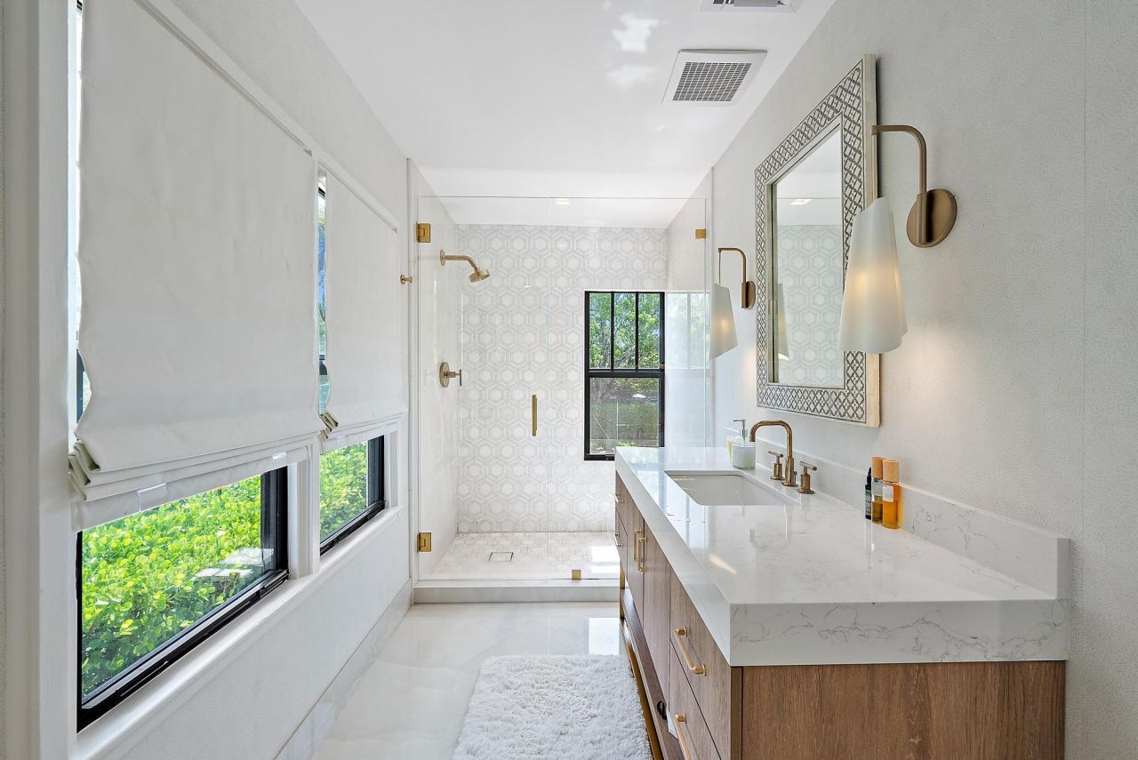 3211 Washington Road, West Palm Beach, FL 33405 Photo