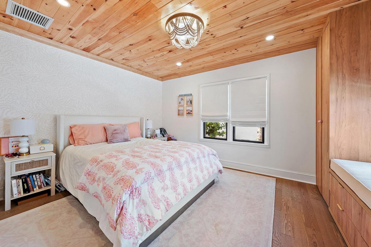 3211 Washington Road, West Palm Beach, FL 33405 Photo