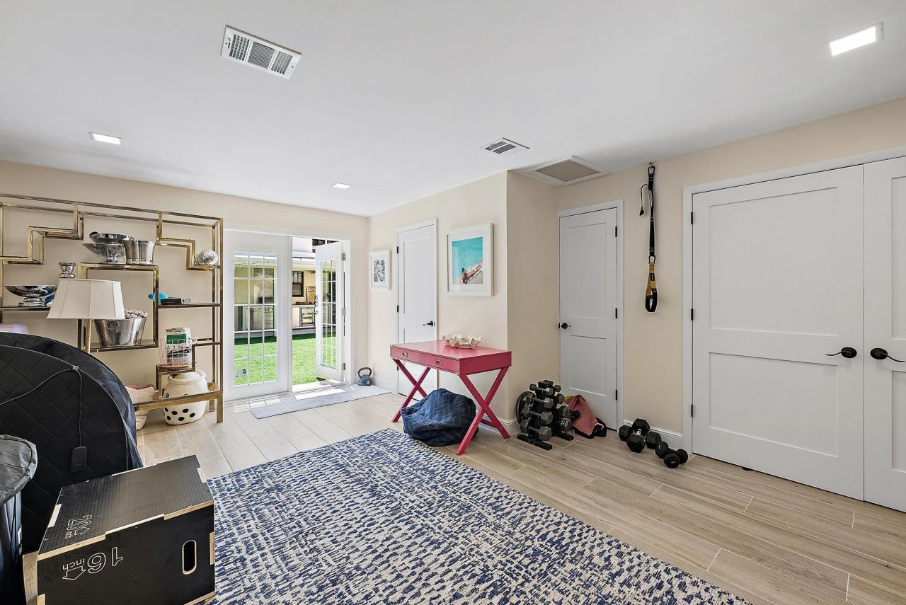 3211 Washington Road, West Palm Beach, FL 33405 Photo