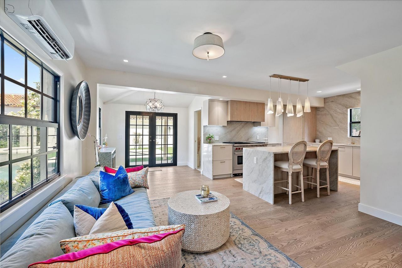 3211 Washington Road, West Palm Beach, FL 33405 Photo