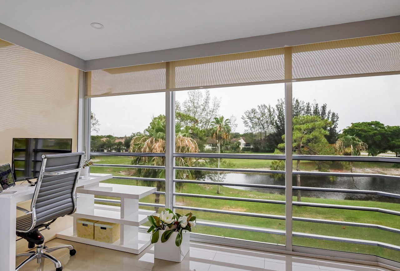 6698 10th Avenue N, Unit 426, Lake Worth, FL 33467 Photo